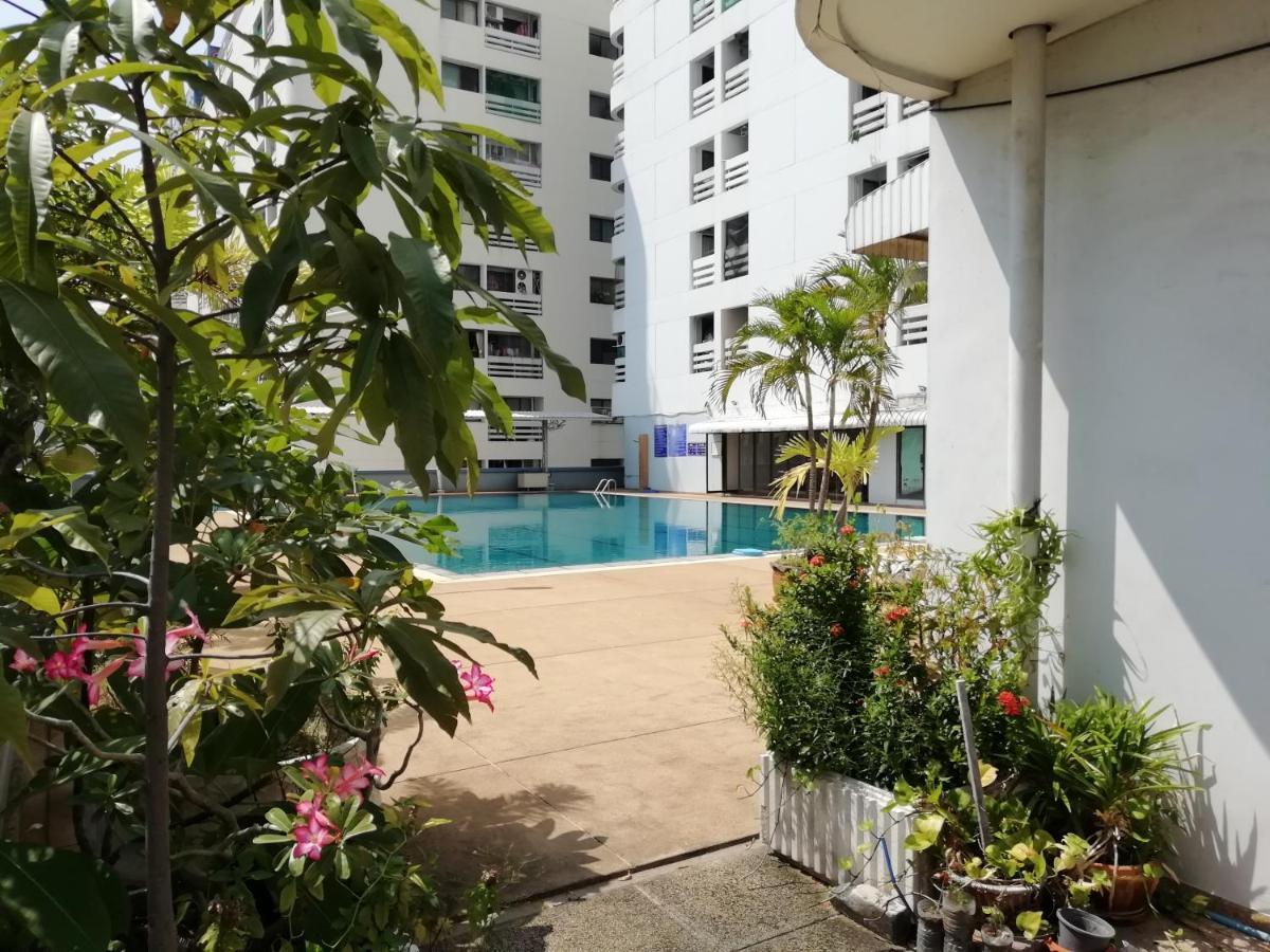 The Nest Serviced Apartment Bangkok Luaran gambar