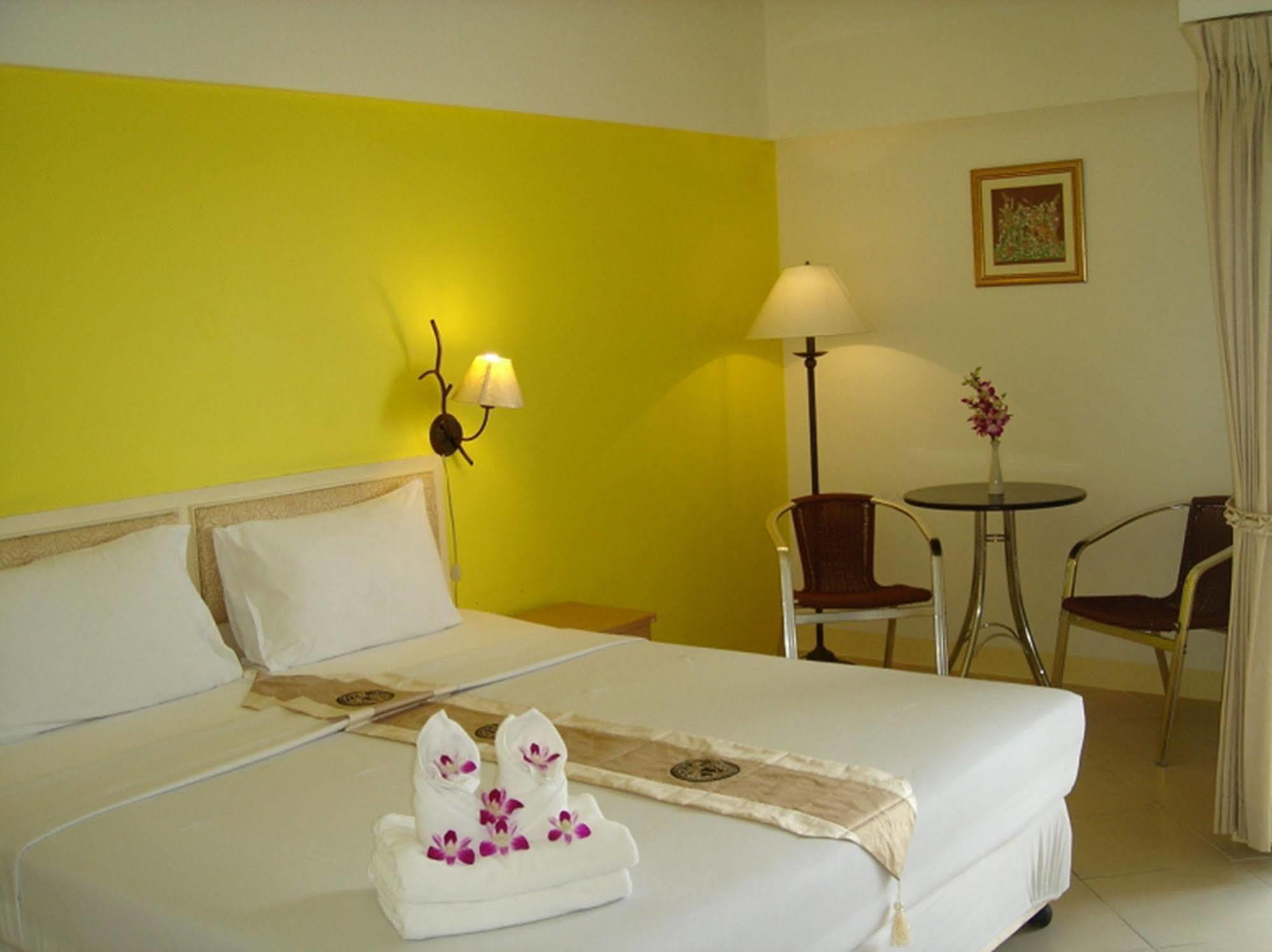 The Nest Serviced Apartment Bangkok Luaran gambar
