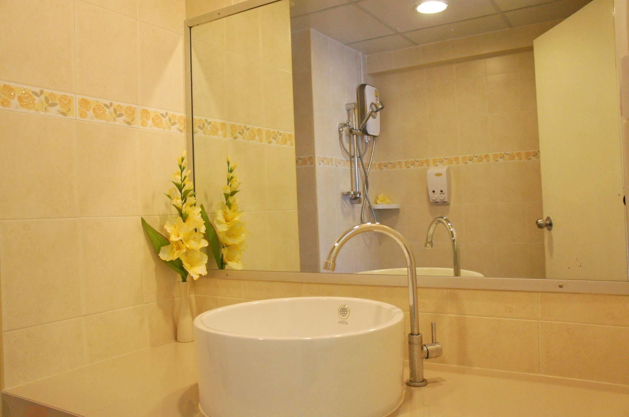 The Nest Serviced Apartment Bangkok Luaran gambar